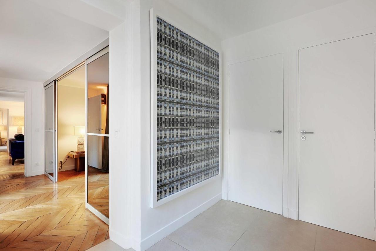 Elegant Apartment - 2Bd-6P - Avenue Montaigne Париж Екстериор снимка